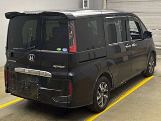 HONDA STEP WAGON 2017