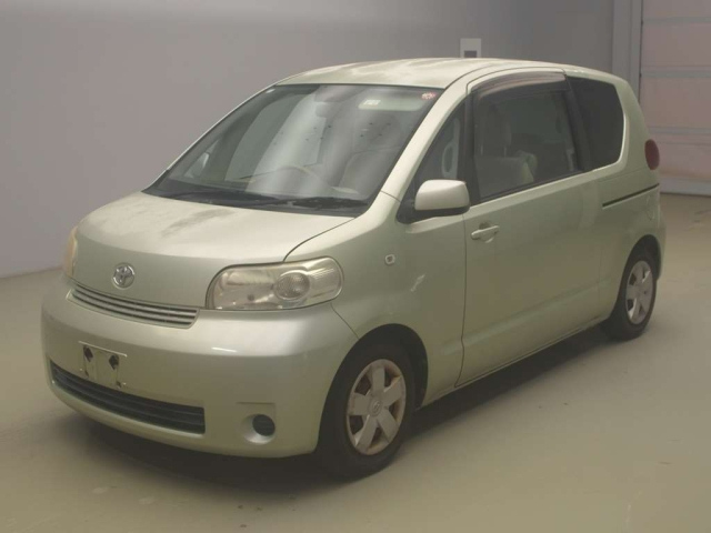 TOYOTA PORTE 2008