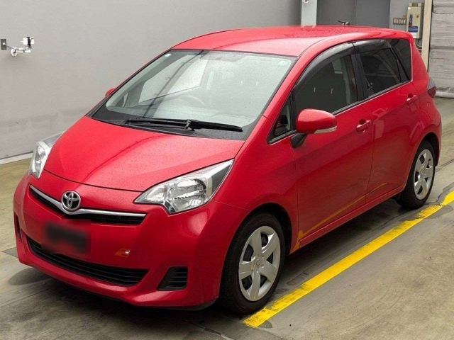 TOYOTA RACTIS 2011