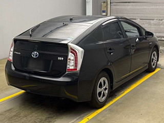 TOYOTA PRIUS 2012