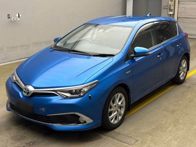 TOYOTA AURIS 2016