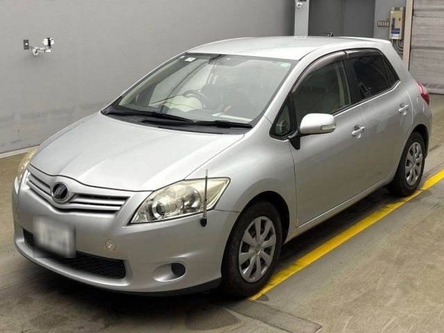 TOYOTA AURIS 2009
