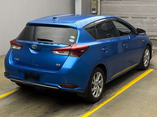 TOYOTA AURIS 2016