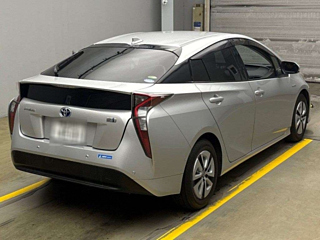 TOYOTA PRIUS 2018