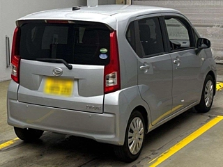 DAIHATSU MOVE 2015
