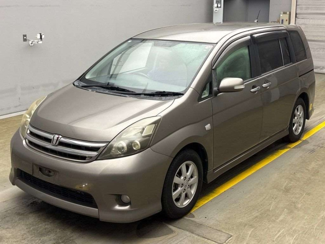 TOYOTA ISIS 2010