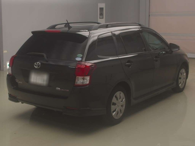 TOYOTA COROLLA FIELDER 2013