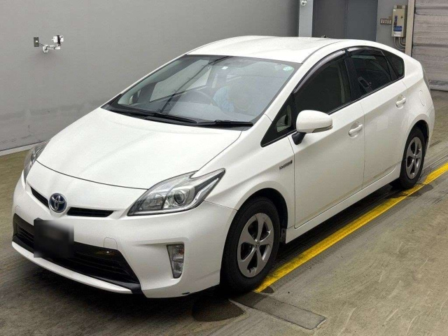 TOYOTA PRIUS 2014