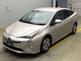 TOYOTA PRIUS 2016