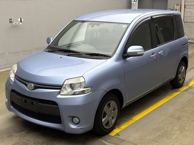 TOYOTA SIENTA 2012