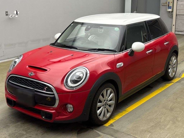 BMW MINI 2018