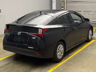 TOYOTA PRIUS 2022