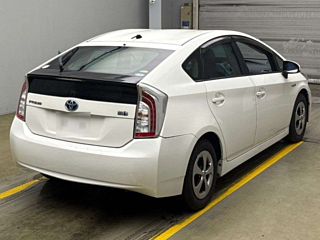 TOYOTA PRIUS 2014