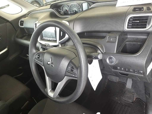 MITSUBISHI DELICA D2 2020
