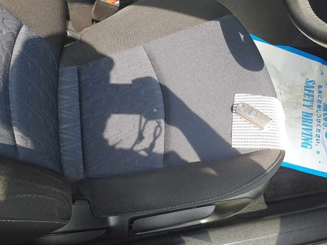 MAZDA DEMIO 2015