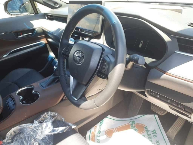 TOYOTA HARRIER 2023