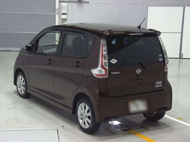 NISSAN DAYZ 2017