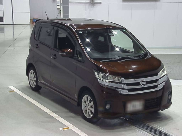 NISSAN DAYZ 2017