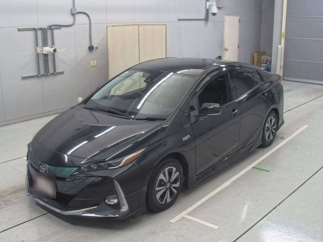 TOYOTA PRIUS PHV 2019