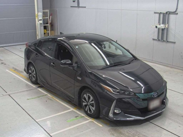 TOYOTA PRIUS PHV 2019