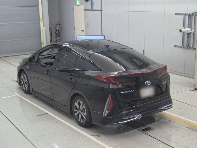 TOYOTA PRIUS PHV 2019