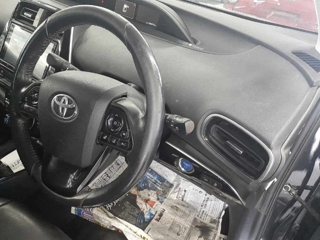 TOYOTA PRIUS PHV 2019