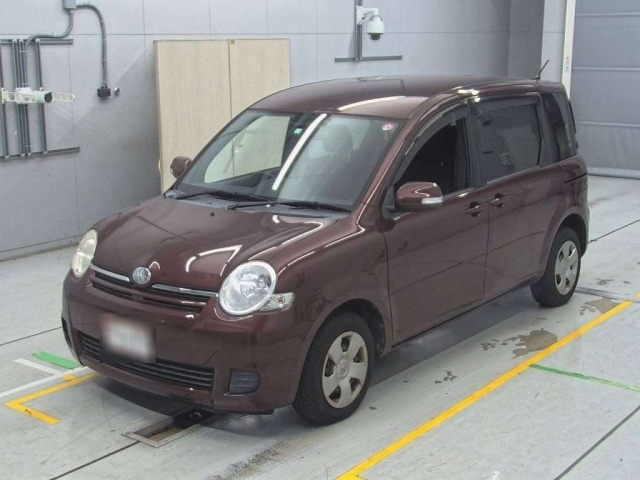TOYOTA SIENTA 2012