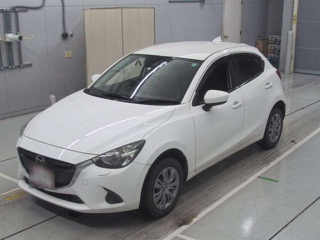 MAZDA DEMIO 2018