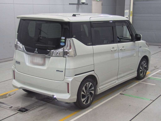 MITSUBISHI DELICA D2 2016