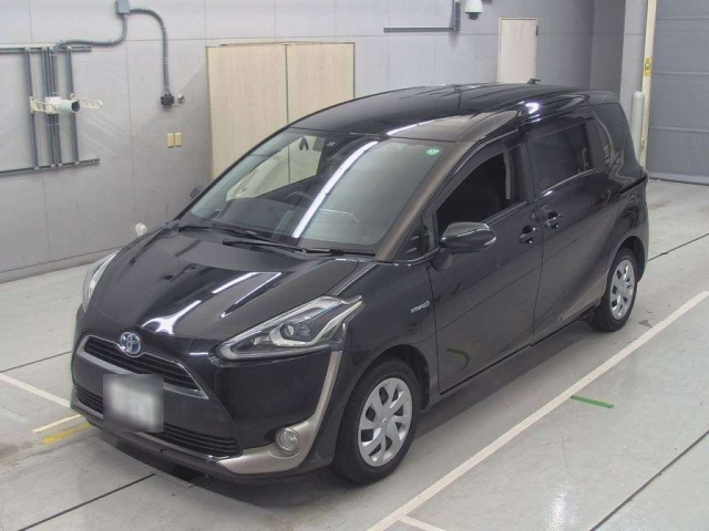TOYOTA SIENTA 2017