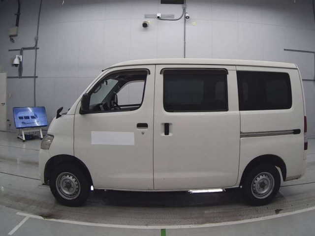 TOYOTA TOWN ACE VAN 2018