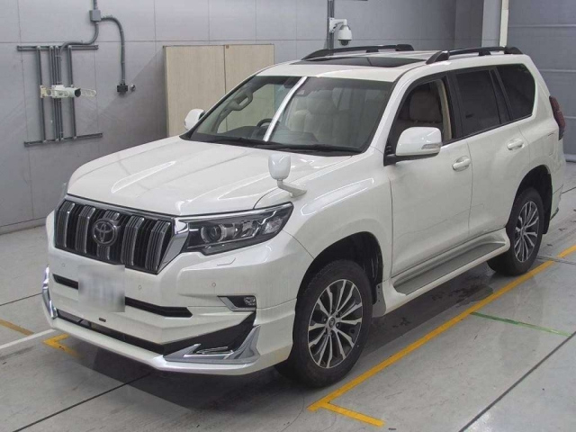 TOYOTA LAND CRUISER PRADO 2021