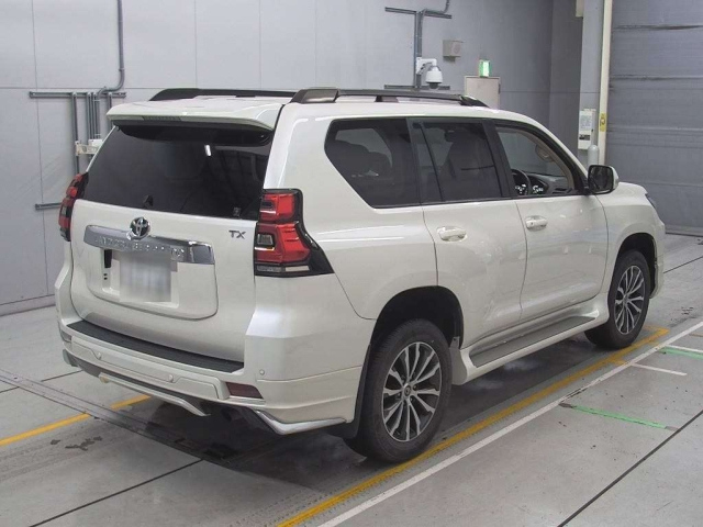 TOYOTA LAND CRUISER PRADO 2021