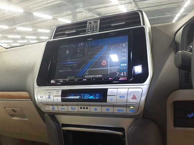 TOYOTA LAND CRUISER PRADO 2021