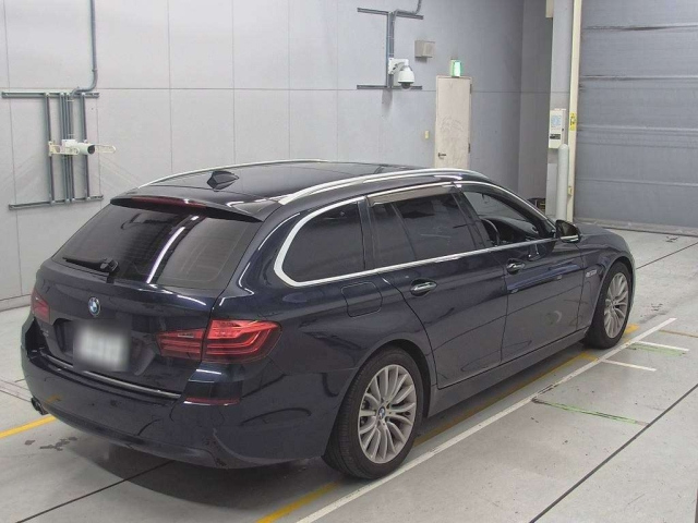 BMW 5 SERIES 2013