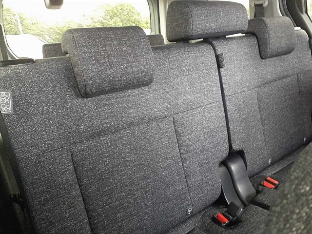 TOYOTA SIENTA 2024