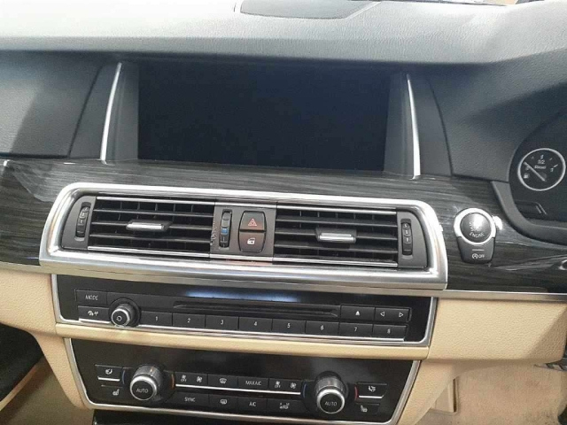 BMW 5 SERIES 2013