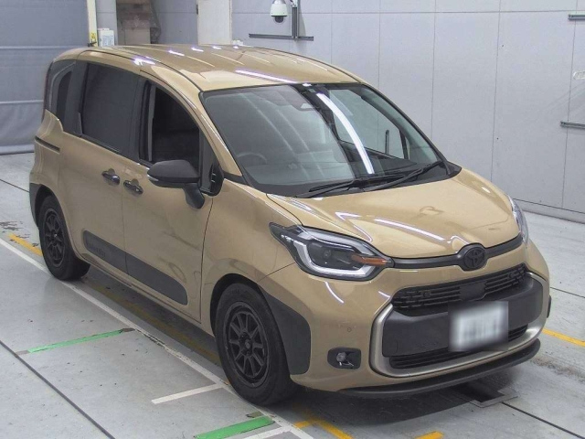 TOYOTA SIENTA 2023