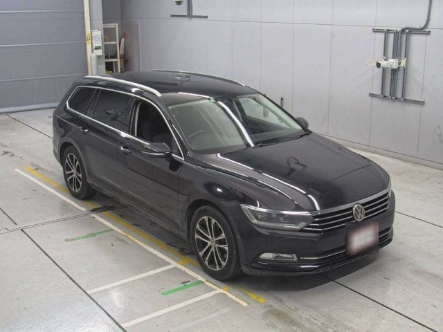 VOLKSWAGEN PASSAT VARIANT 2016