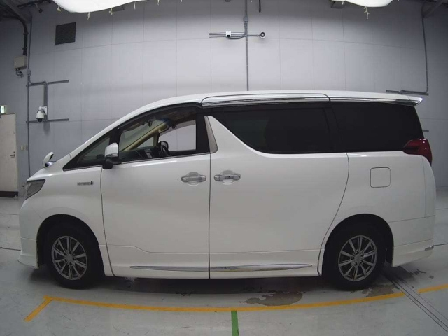 TOYOTA ALPHARD 2016