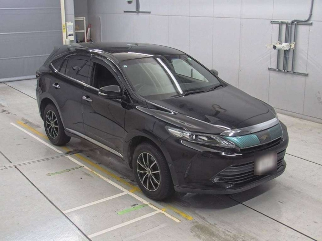 TOYOTA HARRIER 2017