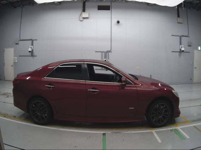 TOYOTA MARK X 2016