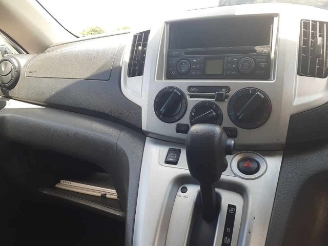 NISSAN NV200 2020