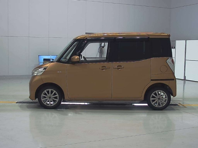 NISSAN DAYZ ROOX 2014