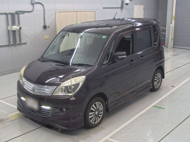 MITSUBISHI DELICA D2 2012