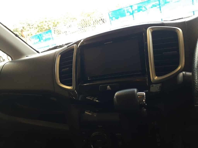 MITSUBISHI DELICA D2 2012