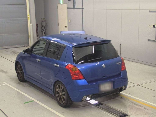 SUZUKI SWIFT 2010