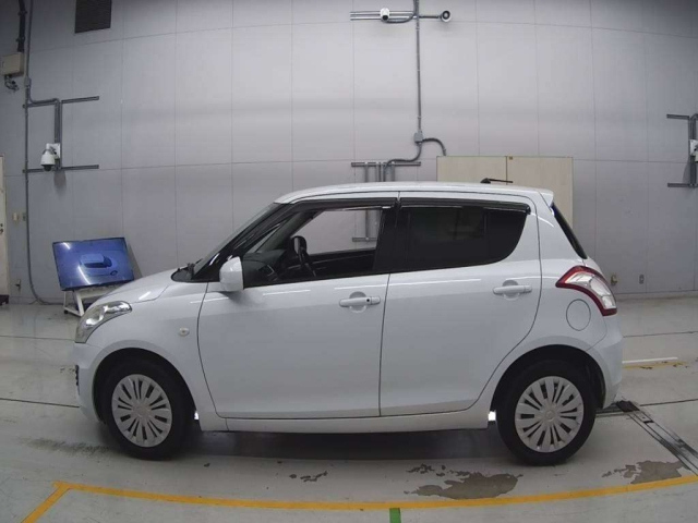 SUZUKI SWIFT 2014