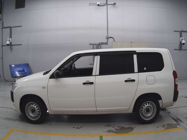 TOYOTA PROBOX 2019