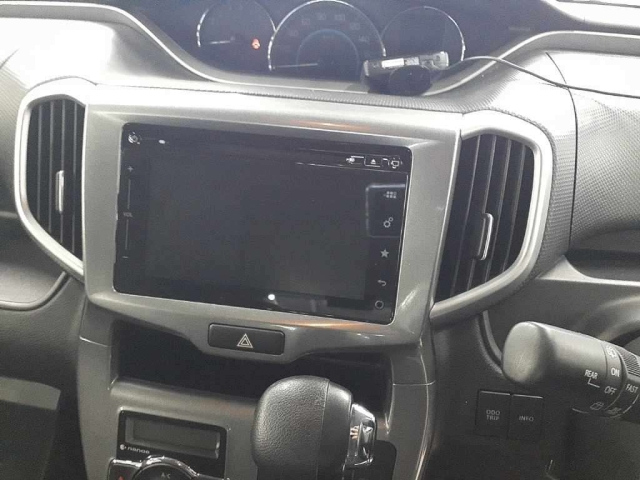 SUZUKI SOLIO 2015